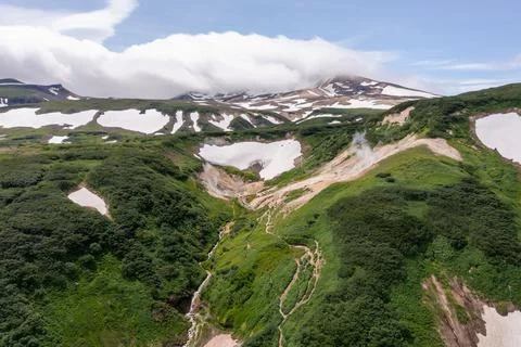 Fumarole fields on The small Valley of Geysers Фото