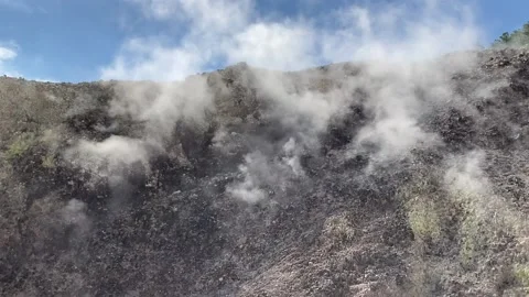Fumaroles in Tuscany 動画素材 131825290