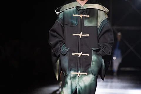 Fumito Ganryu show, Runway, Spring Summer 2020, Paris Fashion Week Men's, France 스톡 사진