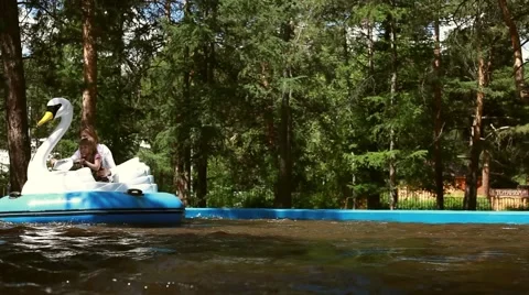 Fun on attraction Stock Footage 41630777