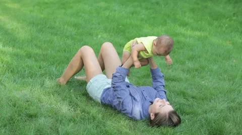 Fun with baby Video stock 11486229