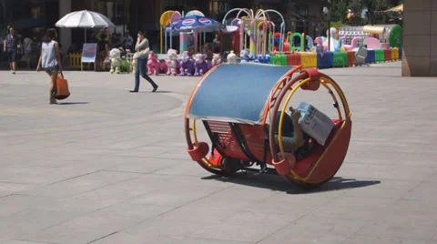 Fun self-propelled rocking bench 02. Chinese city of Harbin Stock Footage 27817330