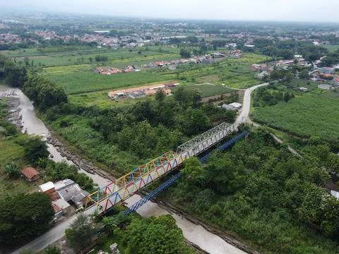 The function of the rainbow bridge in Tegal Regency Photos