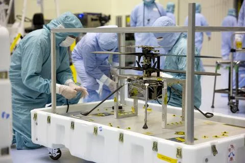 Functional testing of NASAs Mars Helicopter and its cruise stage occurred.. Foto stock