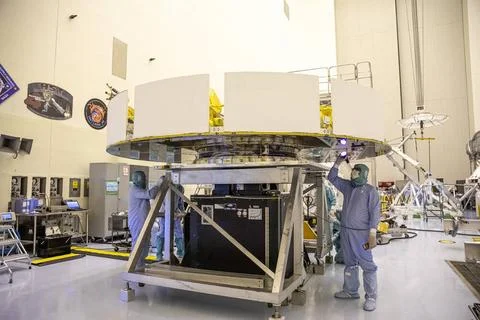 Functional testing of NASAs Mars Helicopter and its cruise stage occurred.. 写真素材