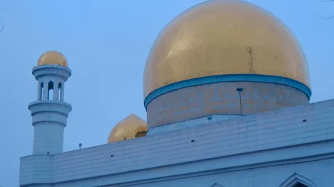 The functioning central mosque in the city of Almaty, built in the Muslim style Video stock 229984332
