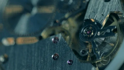 Functioning clockwork mechanism is getting light-up 動画素材 125494759