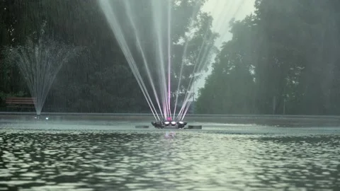 Functioning decorative fountain in the center of the Video stock 199417361