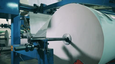 Functioning paper converting machine at a paper plant Video stock 148333295