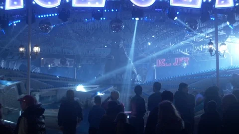 Funfair at Night Slow Motion Spinning Ride 動画素材 93791489