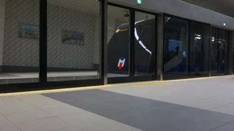 Funicular arriving at Station (Editorial) Video stock 21393841