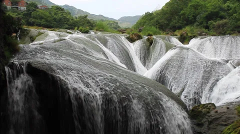 Funnel waterfall 库存影片 32168495