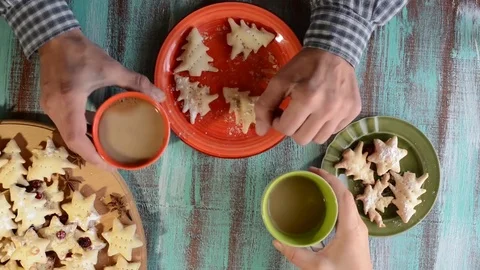 Funny breakfast on the winter holidays Stock-Footage 70133584