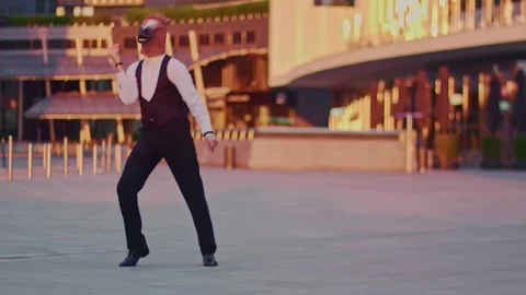 Funny manager dance in the city Video stock 116270471