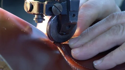 Fur handwork - trabalho manual de peles Stock Footage 123672843