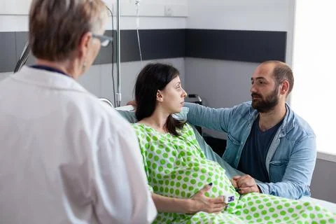 Future parents discussing labor process Foto stock
