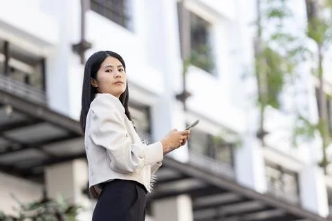 Future remote work combines technology smart phone connection online white .. Foto stock