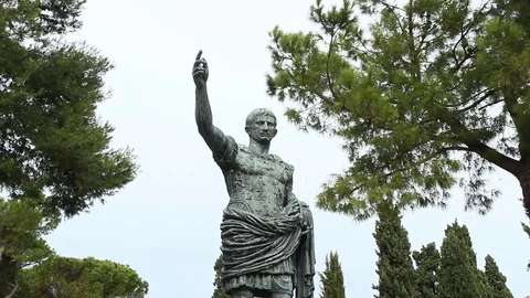 Gaius Iulius Caesar Octavianus Augustus Julius Caesar Statue real time footage Video stock 83277270