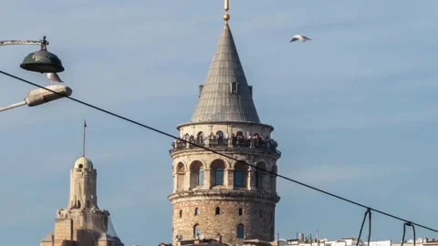 Galata Tower Hyperlapse - Istanbul Turkey Stockbeeldmateriaal 335484645