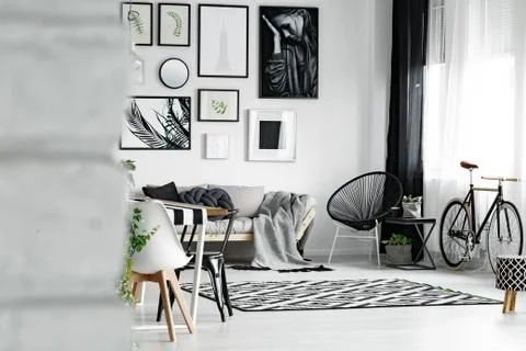 Gallery in room Stock-Fotos