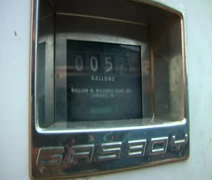 Gallon indicator on gas pump going up Stock Footage 21632421