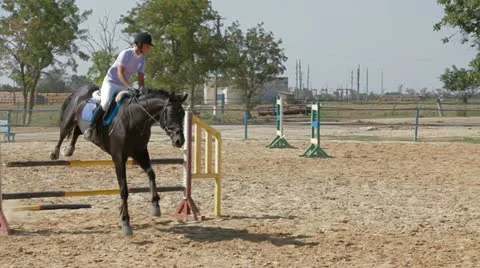 Gambade Stock-Footage 22287578