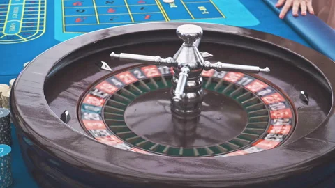 Gambling roulette with calculated table Vidéo 96106319
