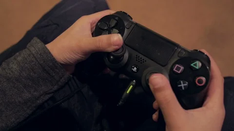 Game boy kid 8 库存影片 102694546