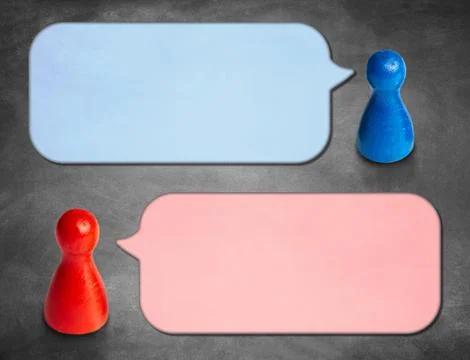 Game figures with angled speech bubbles with blackboard backgrou Foto stock