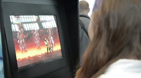 Game machine Atari Comic Con 2015 Mortal Kombat Stock Footage 51720922