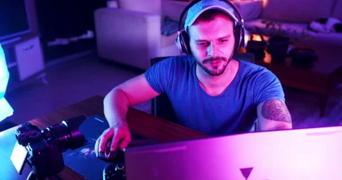 Gamer Boy Live Streaming And Plays Online Video Stock-Footage 142622853