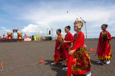 GANDRUNG DANCE Stock Photos