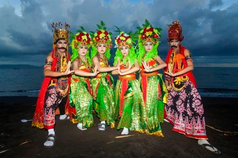 GANDRUNG DANCE Stock Photos