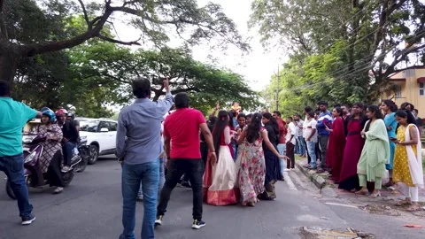 A 'Ganesh Visarjan' procession of devotees in Mysore, India. Stock Footage 251766255