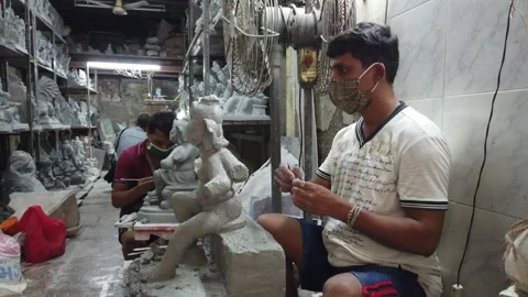 Ganesha idol workshop in Mumbai Stock Footage 133758945