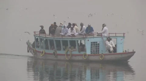 Ganga boat Stockbeeldmateriaal 8659153