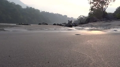 Ganga River Bad in Rishikesh Stock-Footage 52716861