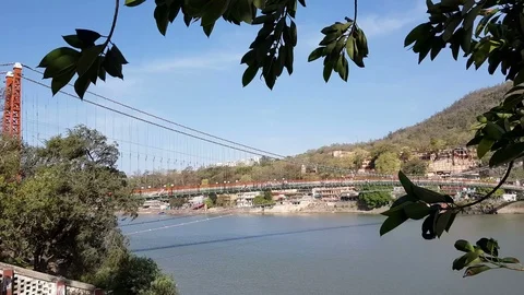 Ganga river flow in Uttarakhand 库存影片 106715947
