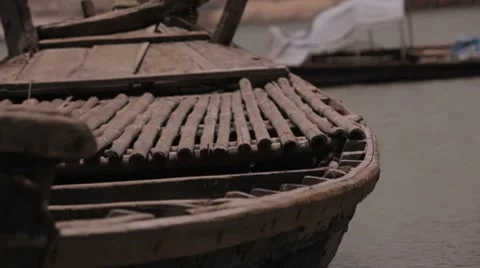 Ganges Boat in River Vidéo 8555386