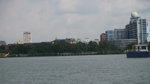 Ganges river devide kolkata and howrah district Stock Footage 340775618