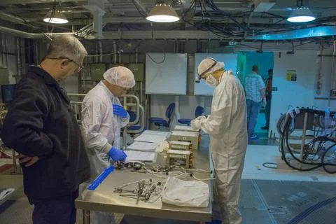 In the gantry at Space Launch Complex 3 at Vandenberg Air Force Base in Cal.. Stockfoto's