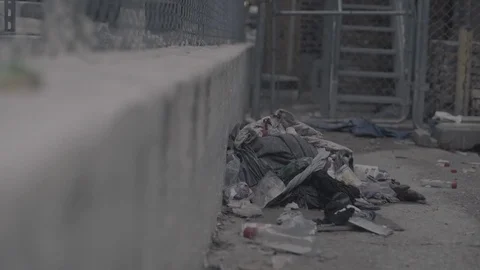 Garbage in Alley Video stock 74237226