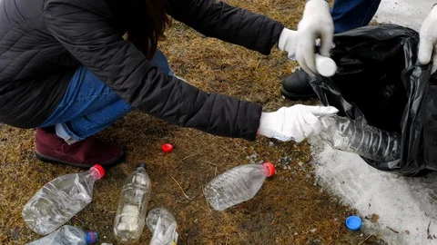 Garbage collection, volunteering Video stock 105533909