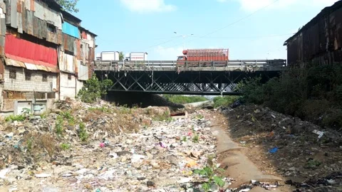 Garbage/ Dharavi / Slums / India Stock Footage 237229792