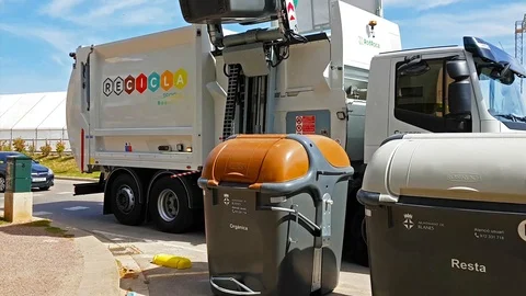 Garbage disposal machine for disposal of waste Stock Footage 91173376