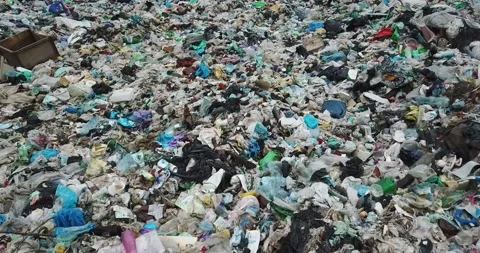 Garbage dump. Environmental pollution. Mountains of garbage Vídeos de archivo 166094974