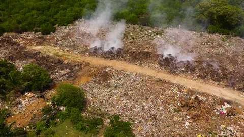 A garbage dump in Sri Lanka. Stock Footage 327511291