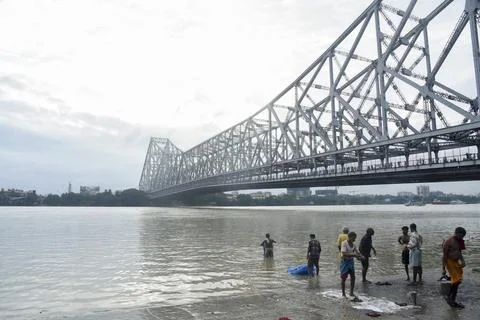 Garbage Pollution in Ganges River Kolkata Foto stock