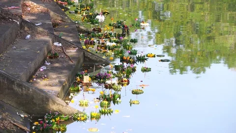 Garbage in the river, Garbage after the Loi Krathong festival in Thailand. Stock Footage 121070733