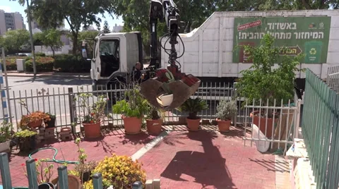 Garbage truck Stock-Footage 31849718